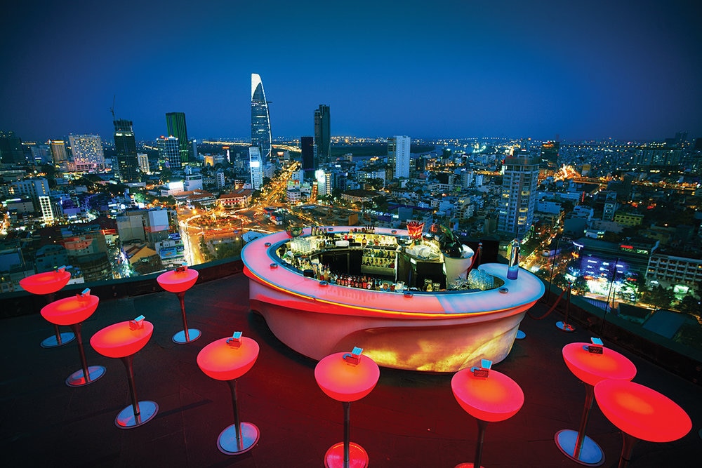 With its panoramic city views and elegant lighting, Chill Skybar offers the perfect mix of luxury and comfort for a night out
